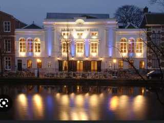Leiden: Self-Guided Audio Tour through Canals and Windmills