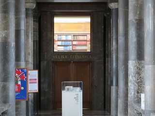 Ljubljana: Walk Through the City of Dragons