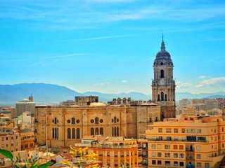 Málaga: Self-Guided Audio Walk Through the Old City Layers