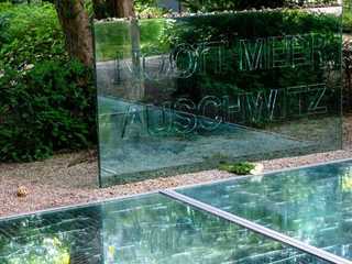 Amsterdam: Self-Guided Audio Walk Through Memory and Masterpieces