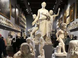 Florence: Accademia Audio Tour with a City Walk (Without a Ticket)