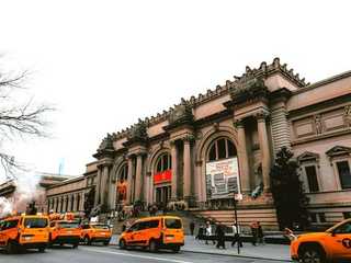 New York: Metropolitan Museum of Art Audio Tour with the Central Park Stroll
