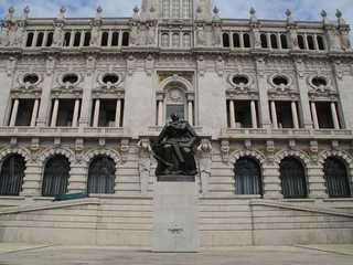 Porto: Self-Guided Audio Walk Through the Soul of the Old City
