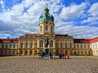 Palacio y Jardines de Charlottenburg: Descubra la historia de la familia real prusiana