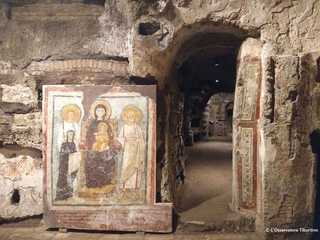 Rome: Walking City Tour & Catacombs of Saint Callixtus Entry Ticket