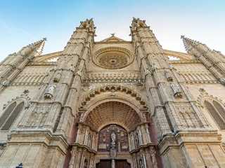 Palma: Cathedral Audio Tour and a City Walk (Without a Ticket)