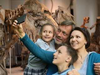 Reservation af adgang til London Natural History Museum og audiotur i appen