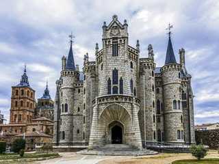 Astorga: Episcopal Palace Audio Tour (Without a Ticket)