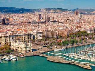 Barcelona AI-Generated Audio Tour: a Journey Through Time