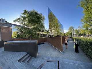 Amsterdam: Self-Guided Audio Walk Through Jewish Memory