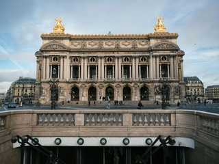 Paris: Opera Garnier Audio Tour and a City Walk (Without a Ticket)