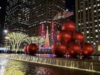 New York City: ARTECHOUSE Ticket & City Landmarks Audio Tour