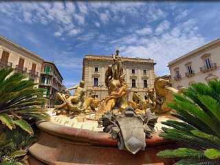 Siracusa: Ortigia's Architectural Saga Audio Tour