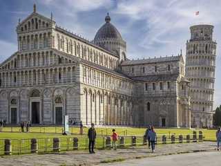Pisa: an Audio Walk Through the City of Scholars, Squares, and Sacred Miracles