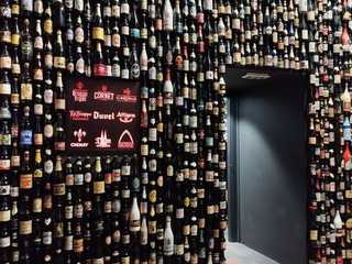 Brugge: Beer Museum Ticket & City Highlights Audio Tour