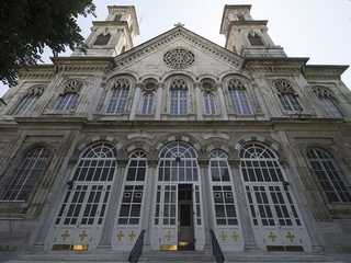 Istanbul: White Emigration Audio Tour from Taksim to the Bosphorus