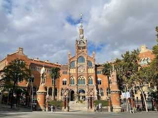 Barcelona: Sant Pau Ticket & City Discovery Audio Tour