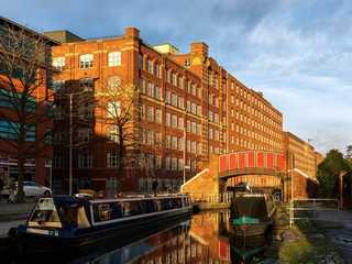 Manchester: Time-Travel Audio Tour