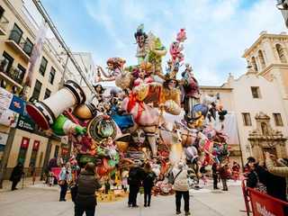 Valencia: Las Fallas Self-Guided Bike Tour (from C/ de la Corretgeria, 9)