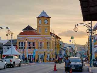 Phuket Old Town Tour: History, Food, and Architecture