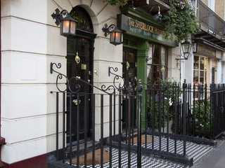 Discovering the London of Sherlock
