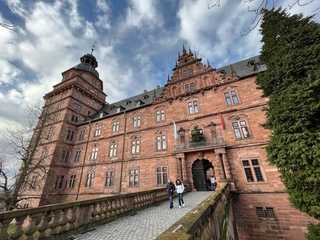 Aschaffenburg: Time-Traveler's Audio Tour