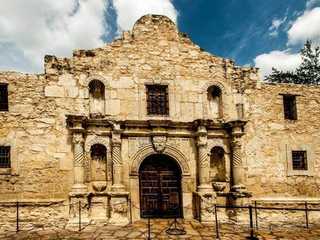 San Antonio: A Walk Through Historic Heart & Heritage