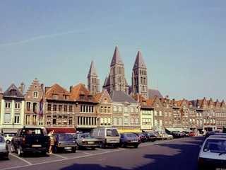 Tournai's Treasures: A Private Walking Tour Guide