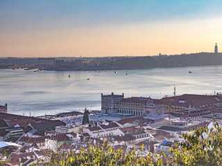 Lisbon: Baixa to Graca Historical Audio Tour