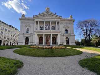 Brno: Historical & Architectural Gems Audio Tour