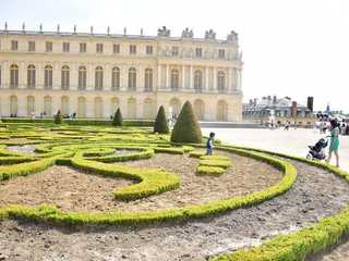 Versailles: A Self-Guided Audio Tour of the Gardens Gems