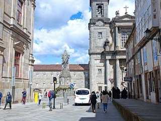 Santiago de Compostela: Historical Journey Audio Tour