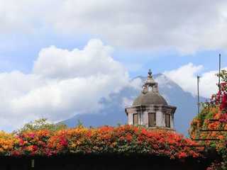 Antigua Guatemala: Time-Traveler's Audio Tour