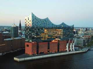 Hamburg: Elbphilharmonie Plaza & HafenCity Audio Tour (Without a Ticket)