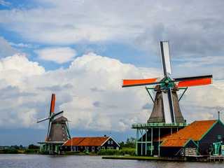 A Walk in Zaanse Schans: Discover the Dutchest Place in the World
