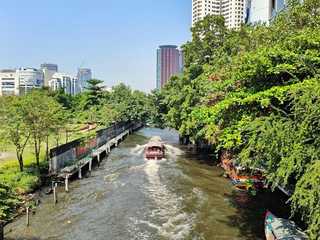 Bangkok: Canal Echoes and Culture Audio Tour