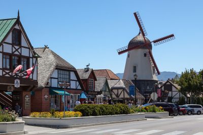 A Walk in Solvang: Tasting a Little Slice of Denmark Hidden in California - photo 2