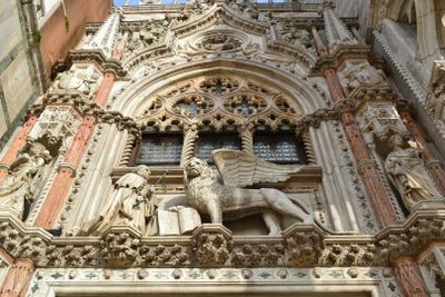Venice: Doge's Palace Ticket & Audio Tour with St. Mark's Square Walk - photo 2