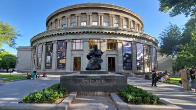 Yerevan: A Grand Walking Audio Journey — Discover the Heart of Armenia!