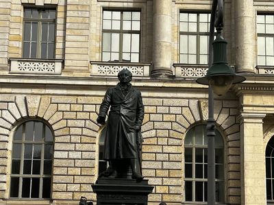 Berlin Highlights Tour with Neue Nationalgalerie Ticket - photo 2