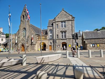 Edinburgh: Kings Gallery Ticket & Sightseeing Audio Tour - photo 2