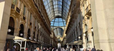 Milan: Duomo Rooftop Ticket & City Highlights Audio Tour - photo 2