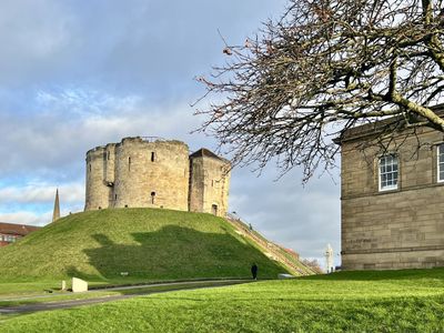 York: An Audio Tour Through Time and Heritage - photo 2