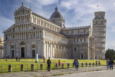 Pisa: an Audio Walk Through the City of Scholars, Squares, and Sacred Miracles