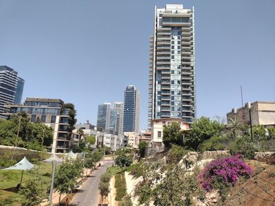 Tel Aviv: Exploring Neve Tzedek Audio Tour