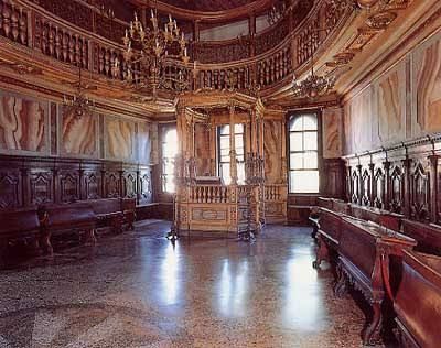 Discover Venice's Hidden Gems: In-App Audio Tour