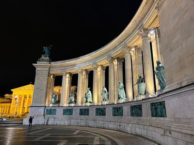 Budapest: Vibrant Culture & History Audio Tour - photo 2