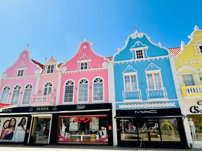 Oranjestad: Historical & Cultural Audio Tour