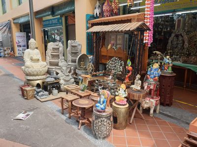 Discover Singapore's Soul: A Self-Guided Audio Tour