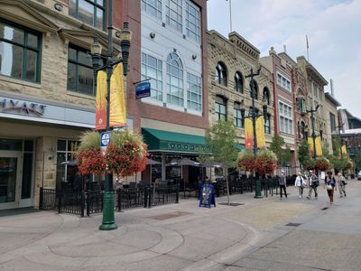 Calgary: Downtown Discovery Audio Tour - photo 2